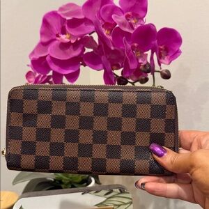Checkered Brown and Black Women's Wallet designer clutch purse zip around
